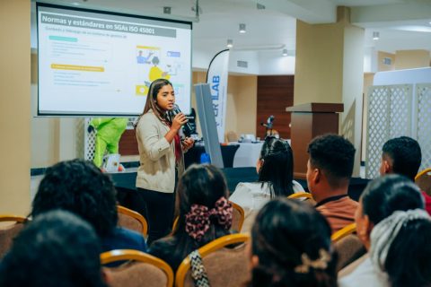 Capacitación y formación en mejora continua empresarial