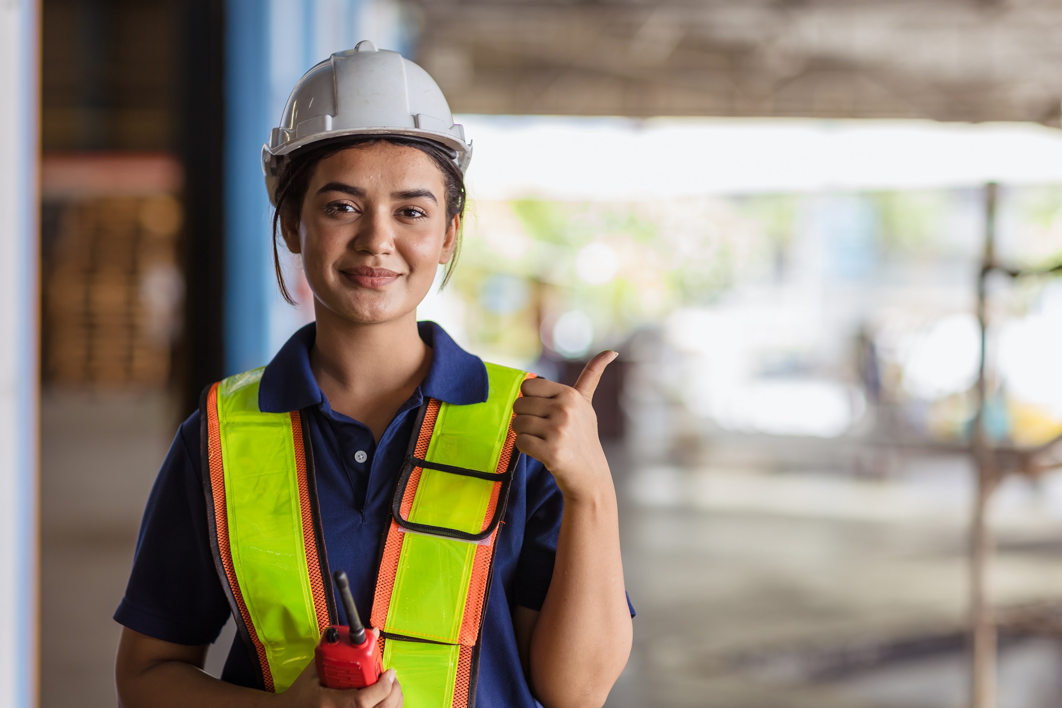 Aprende las mejores estrategias para reducir los riesgos laborales en tu empresa en Panamá y mantener a tus empleados seguros.